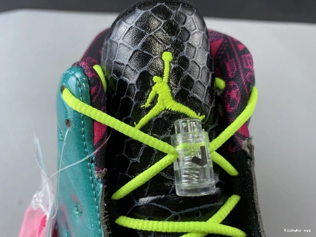 Doernbecher Air 13 Retro Jordan 836405-305 0717